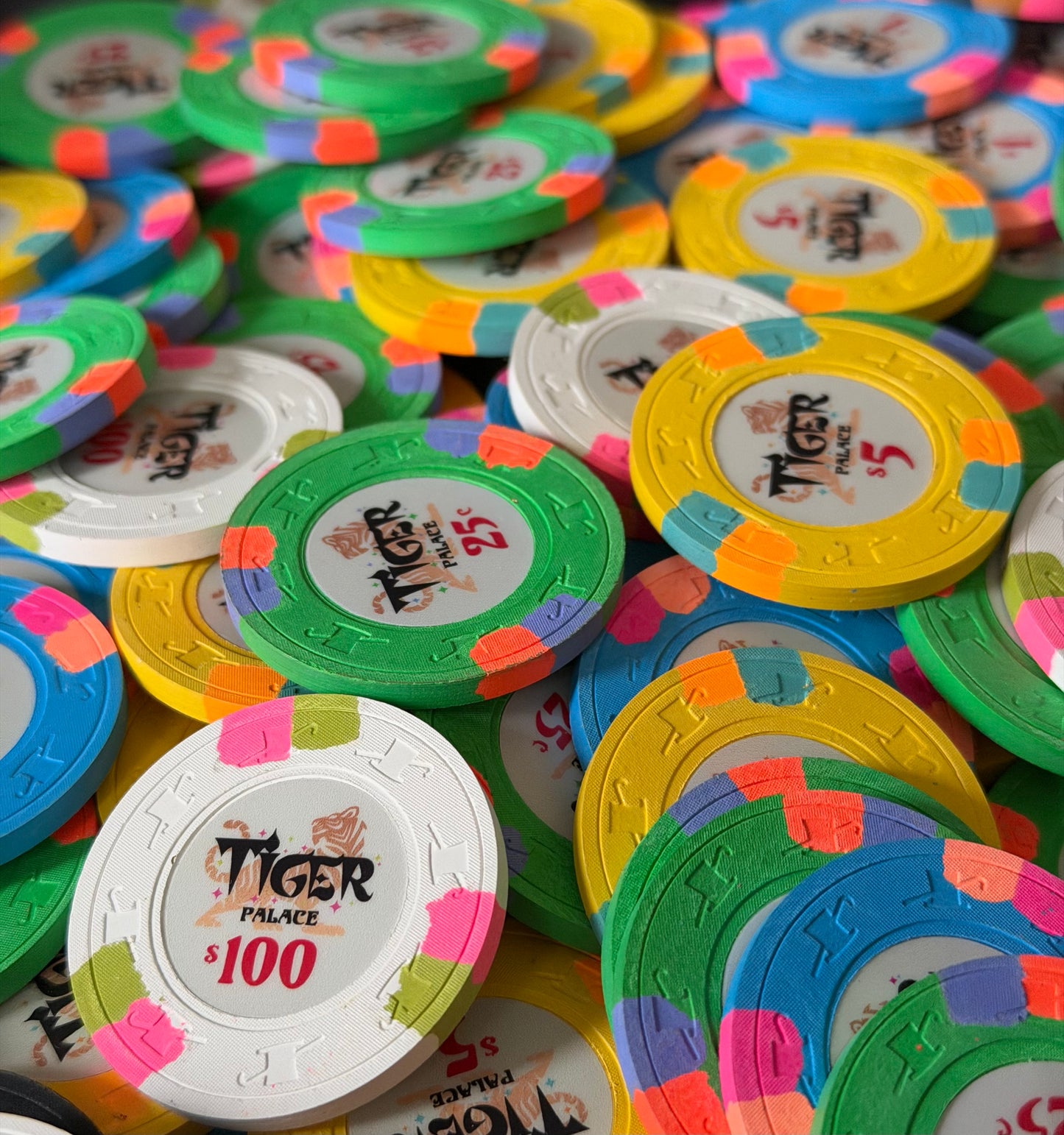 Tiger Palace (Paulson) relabeled $0.25/$0.50 Cash Set (cali colors, green fracs)- 600 Chips