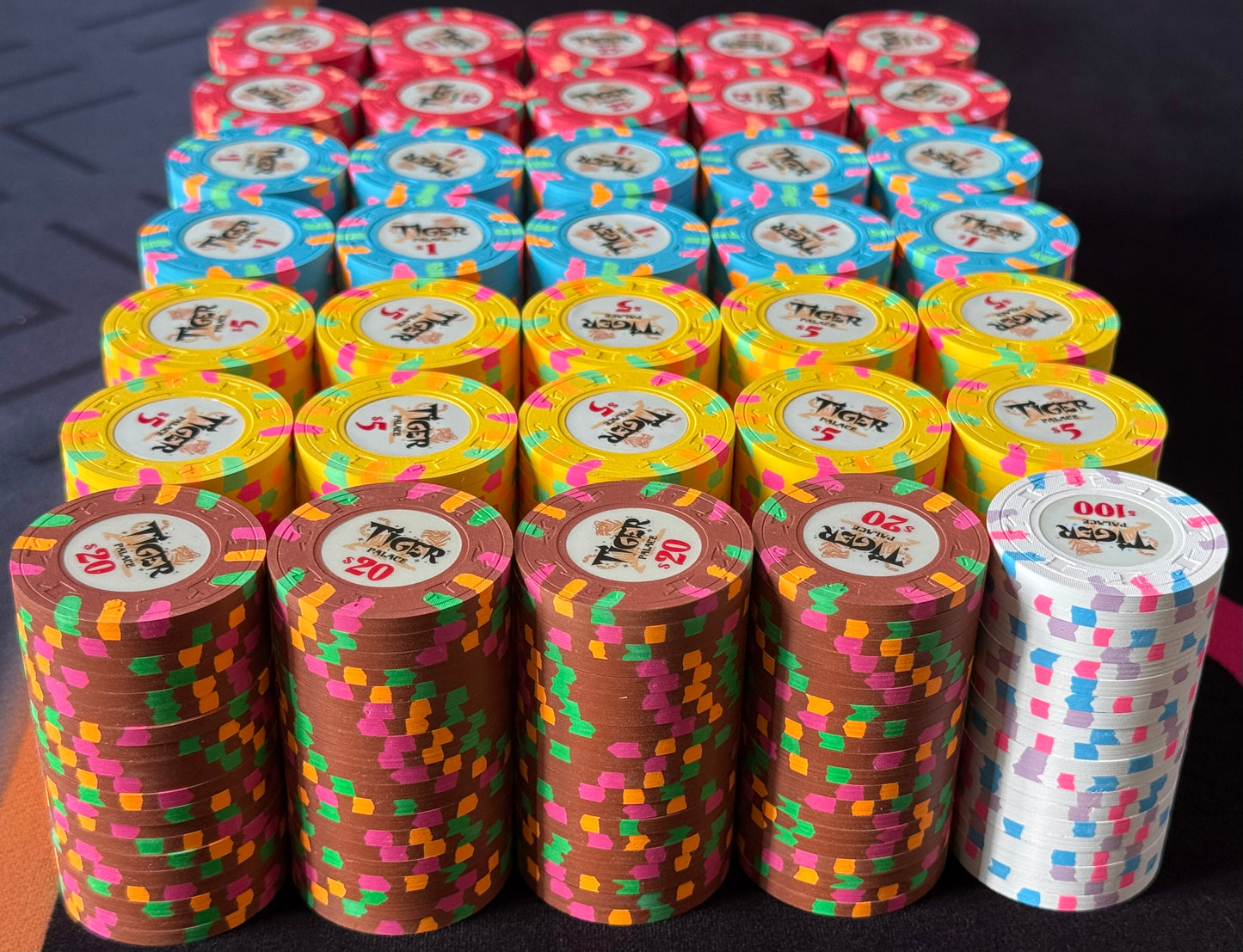 Tiger Palace (Paulson) Cash Set: Custom 'Bear Claws' - $0.25/$0.50 'Cali' Set - 700 chips