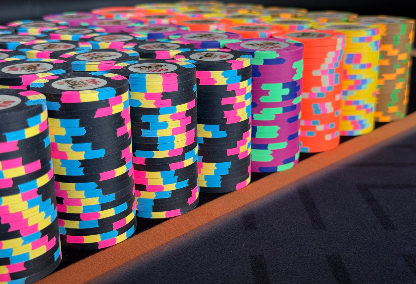 Tiger Palace (Paulson) Cash Set: VIP1 $5/$10 to $50/$100+ 'Vegas' set - 1200 chips