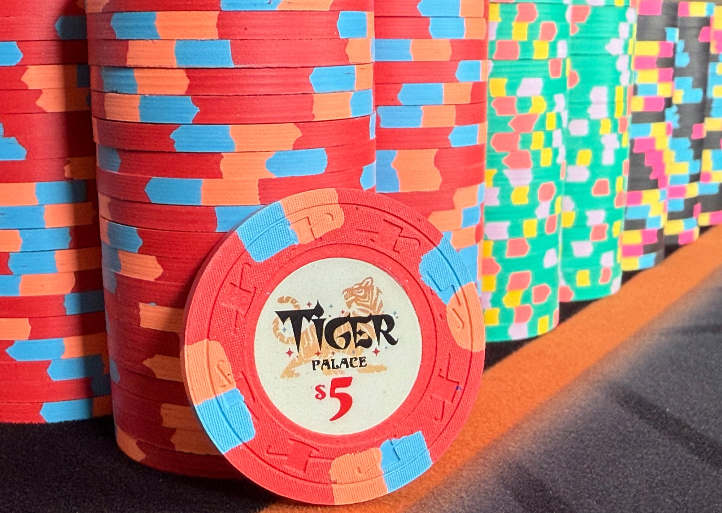 Tiger Palace (Paulson) Cash Set: VIP1 $5/$10 to $50/$100+ 'Vegas' set - 1200 chips