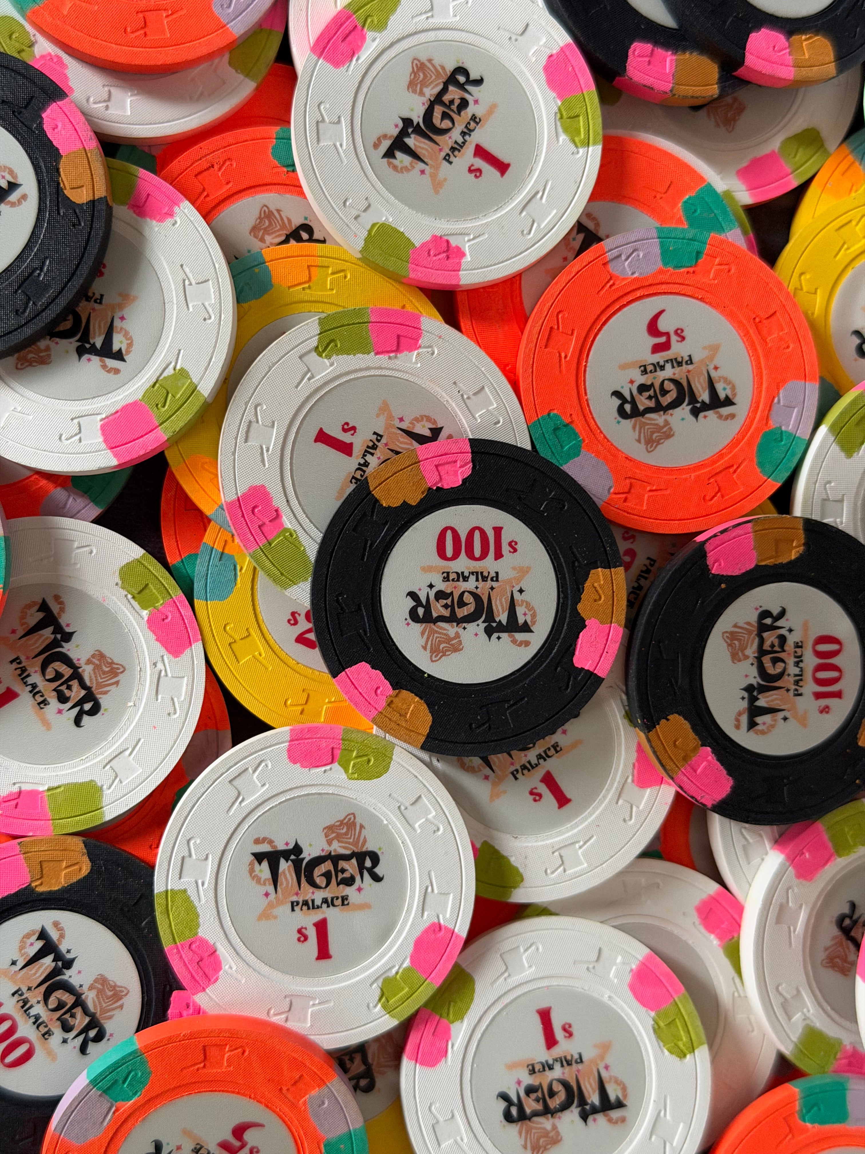 Tiger Palace (Paulson) relabeled $1/$2 Cash Set (Vegas colors, blaze orange $5s, yellow $20s) - 800 Chips