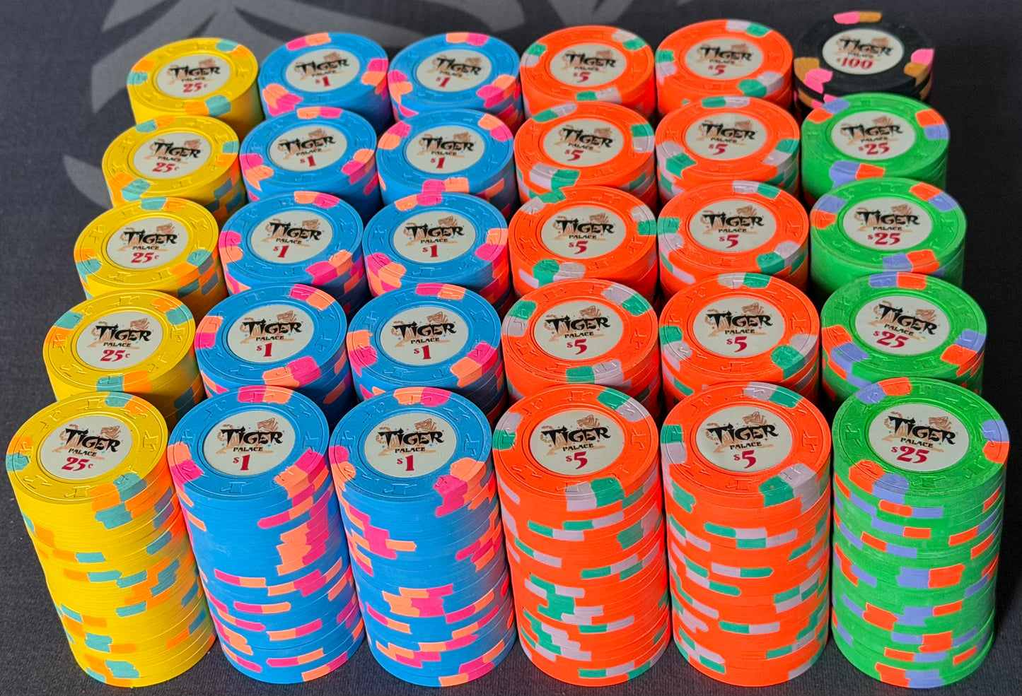Tiger Palace (Paulson) relabeled $0.25/$0.50 Cash Set (Vegas colors, yellow fracs, blaz orange $5s) - 600 Chips