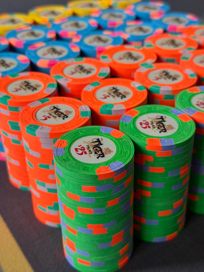 Tiger Palace (Paulson) relabeled $0.25/$0.50 Cash Set (Vegas colors, yellow fracs, blaz orange $5s) - 600 Chips