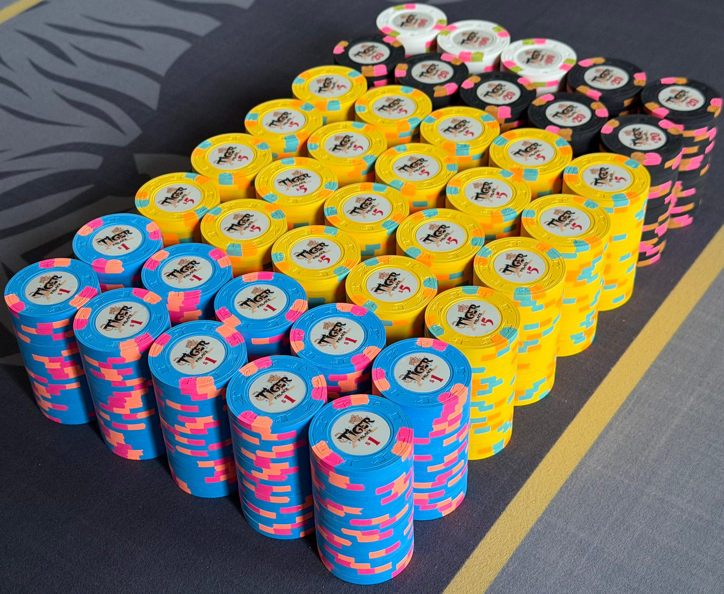 Tiger Palace (Paulson) relabeled $1/$2 Cash Set (cali colors, black $20s) - 800 Chips