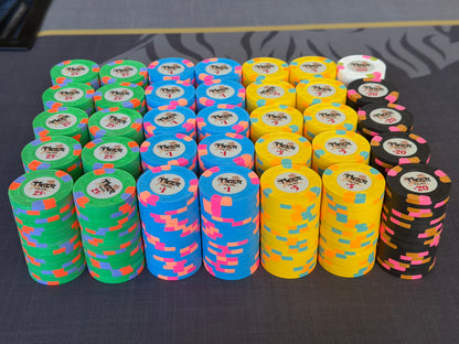 Tiger Palace (Paulson) relabeled $0.25/$0.50 Cash Set (cali colors, green fracs)- 700 Chips