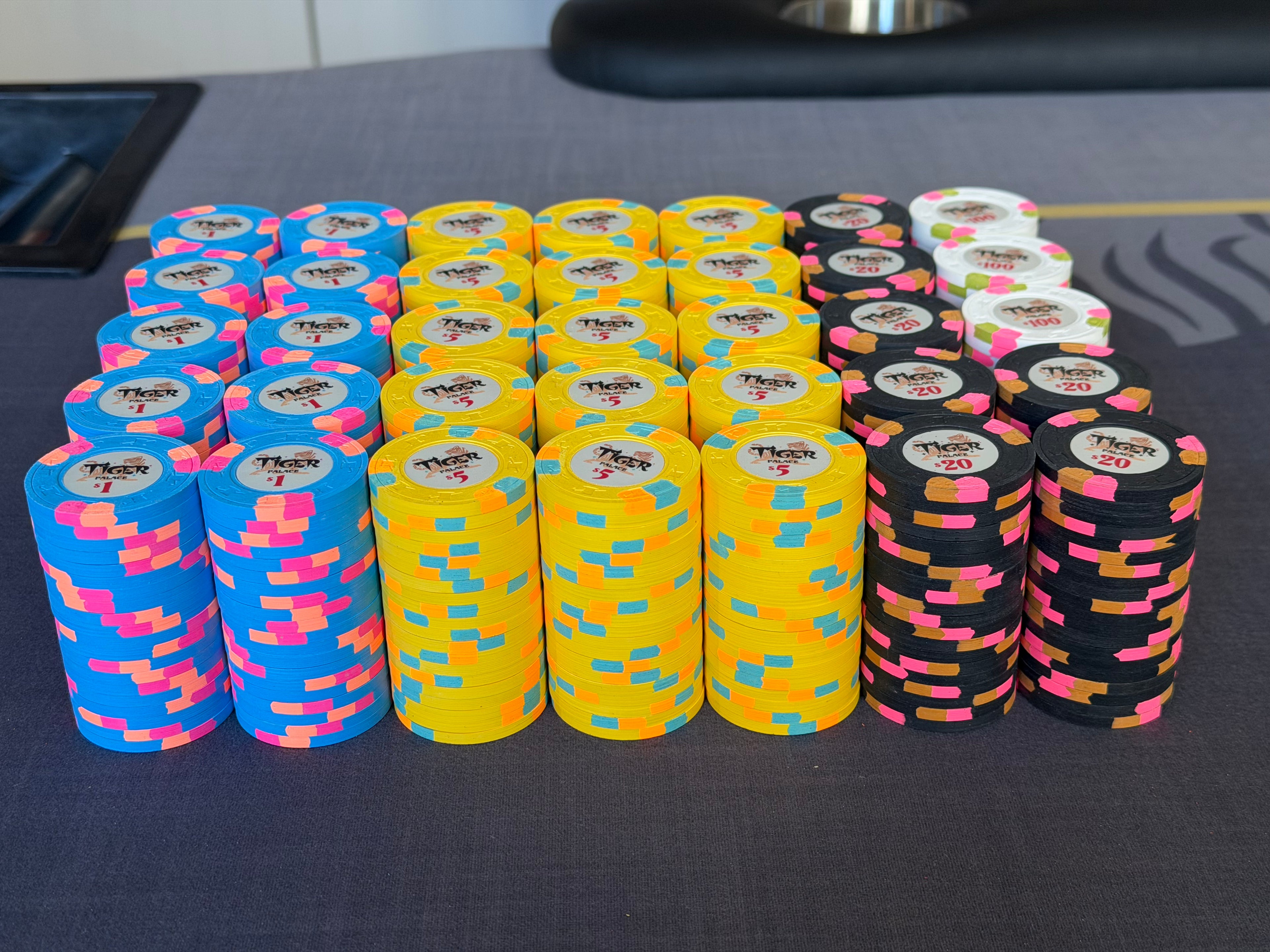 Tiger Palace (Paulson) relabeled $1/$2 Cash Set (cali colors, black $20s) - 700 Chips