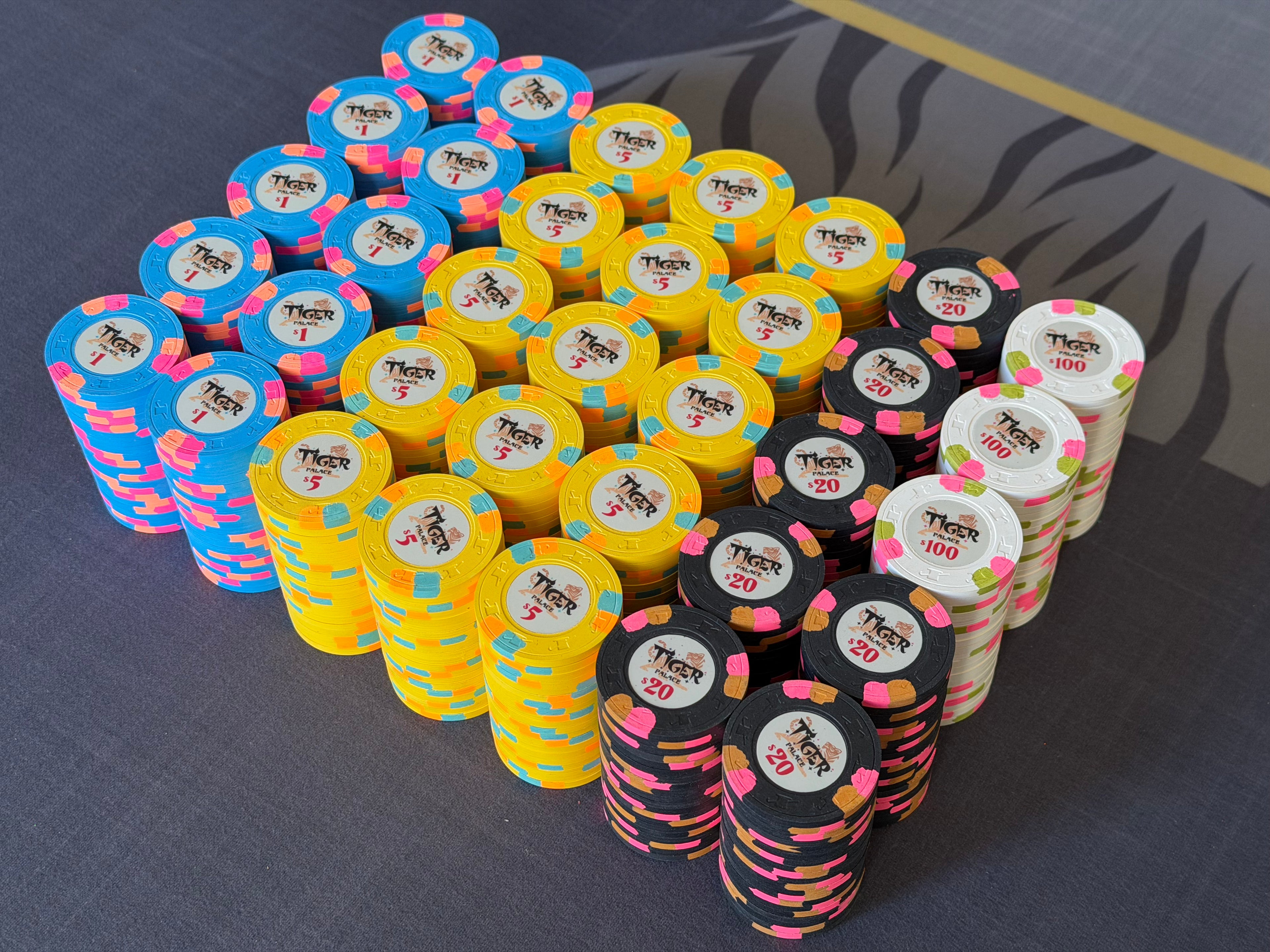 Tiger Palace (Paulson) relabeled $1/$2 Cash Set (cali colors, black $20s) - 700 Chips