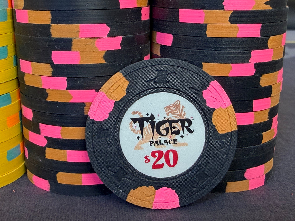 Tiger Palace (Paulson) relabeled $1/$2 Cash Set (cali colors, black $20s) - 700 Chips