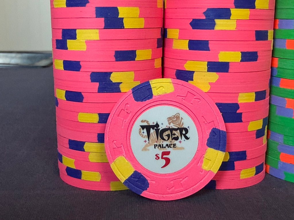 Tiger Palace (Paulson) relabeled $5/$10 Cash Set (Vegas colors)- 700 Chips