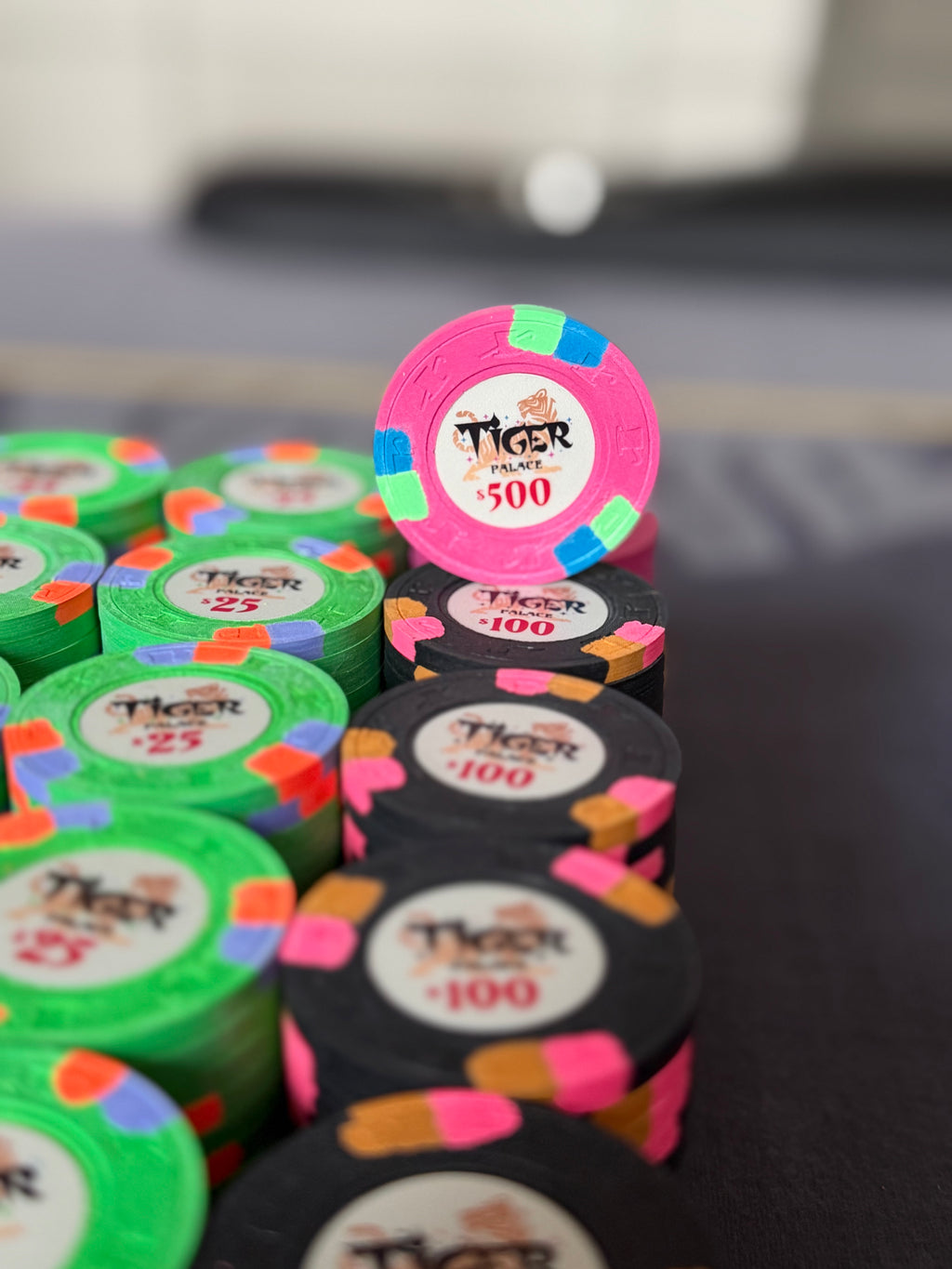 Tiger Palace (Paulson) relabeled $2/$5 Cash Set (Vegas colors, blaze orange $5s) - 700 Chips