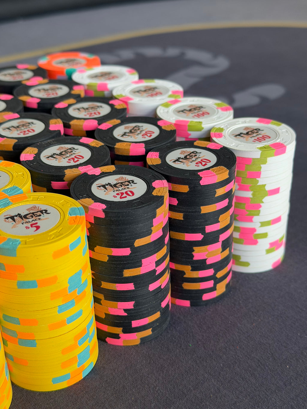 Tiger Palace (Paulson) relabeled $2/$5 Cash Set (cali colors) - 700 Chips