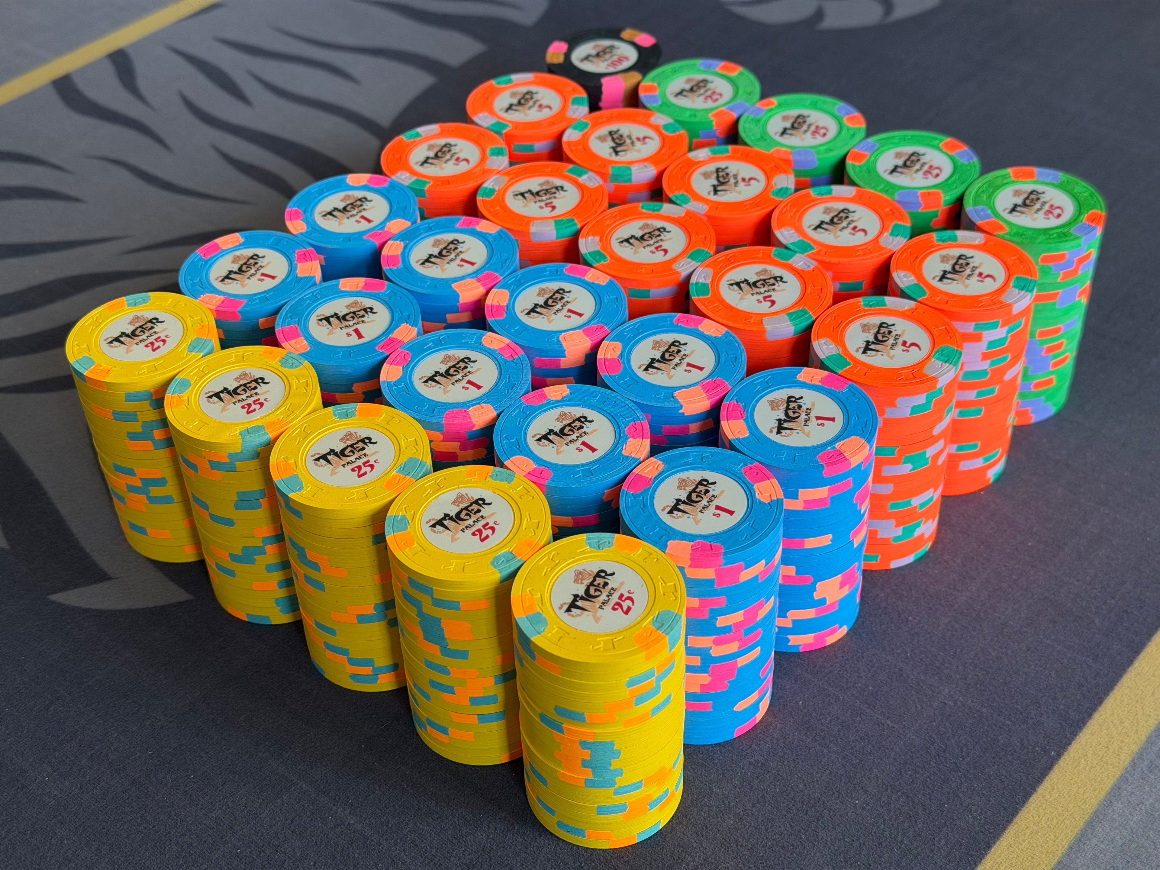 Tiger Palace (Paulson) relabeled $0.25/$0.50 Cash Set (Vegas colors, yellow fracs, blaze orange $5s) - 600 Chips