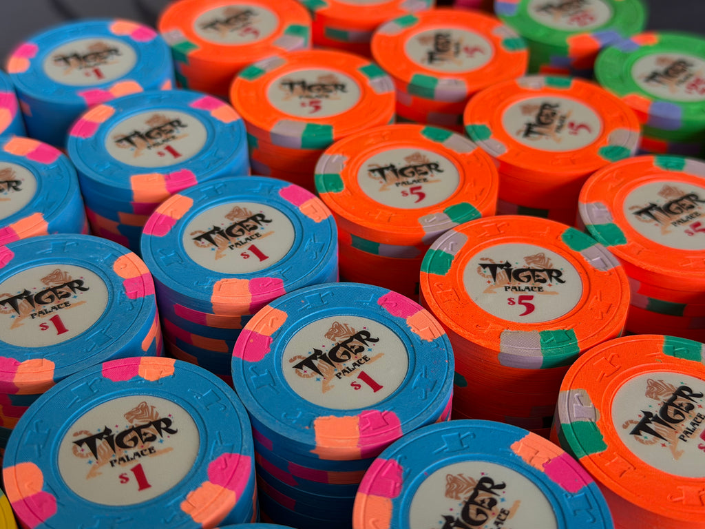 Tiger Palace (Paulson) relabeled $0.25/$0.50 Cash Set (Vegas colors, yellow fracs, blaze orange $5s) - 600 Chips