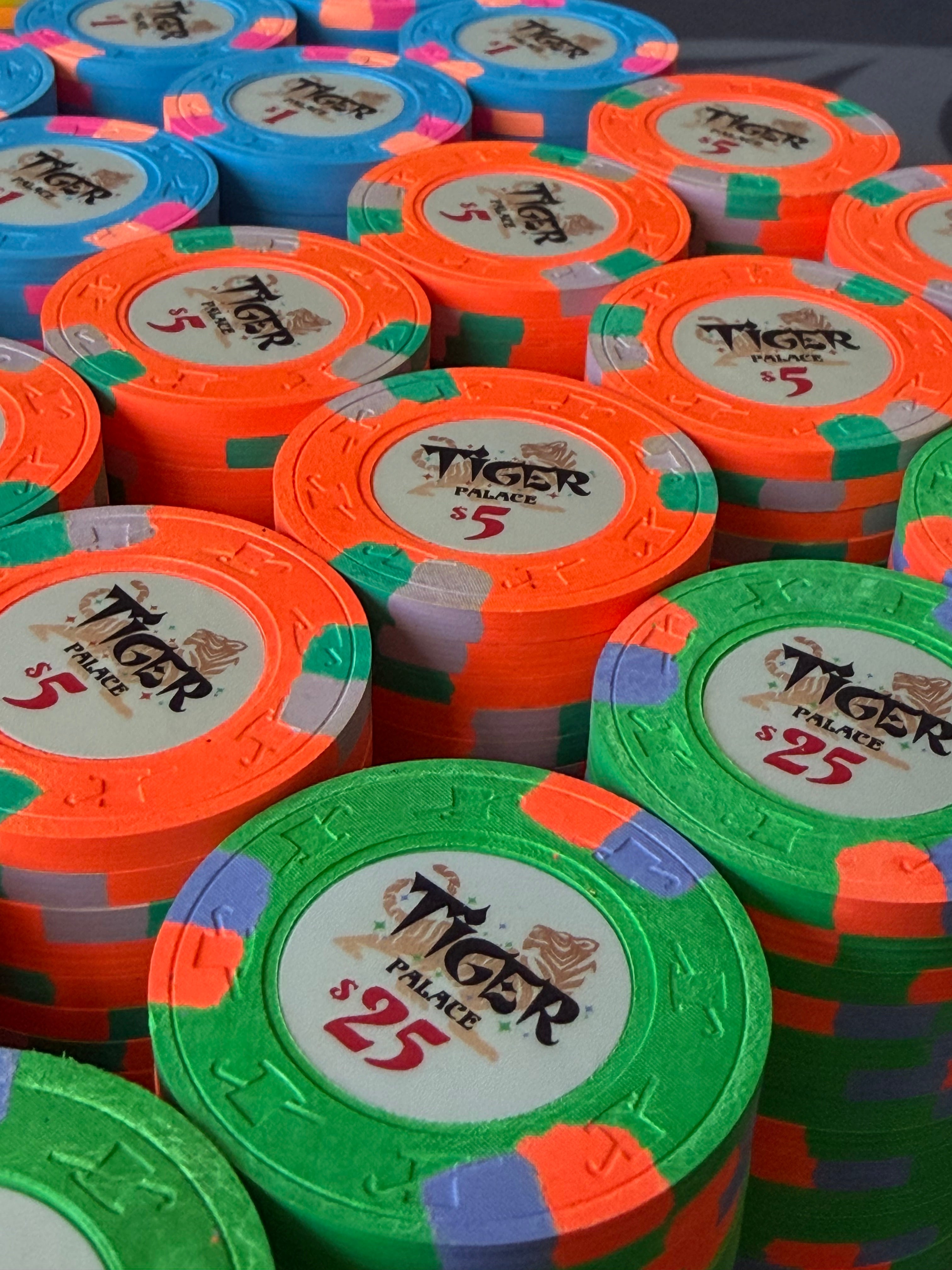 Tiger Palace (Paulson) relabeled $0.25/$0.50 Cash Set (Vegas colors, yellow fracs, blaze orange $5s) - 600 Chips