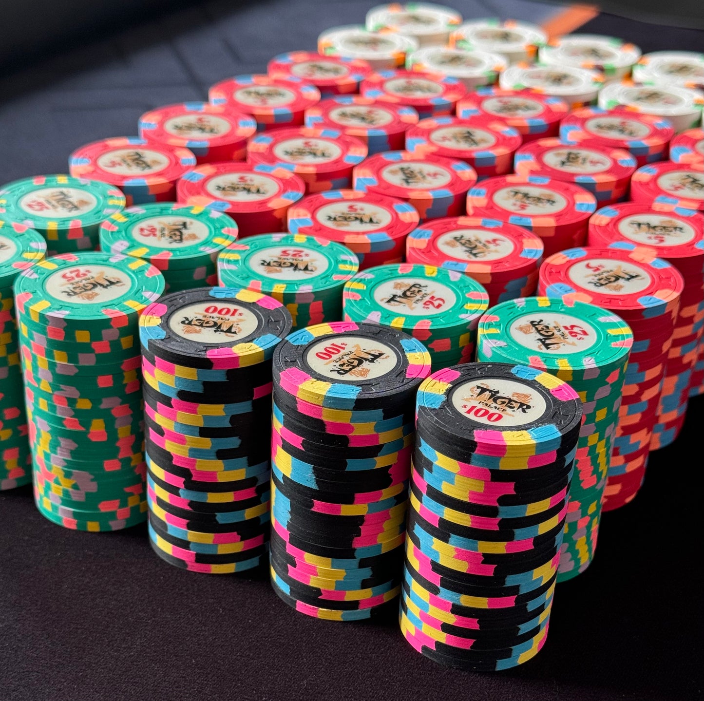 Tiger Palace (Paulson) Cash Set: VIP1 $1/$2 'Vegas' set - 800 chips