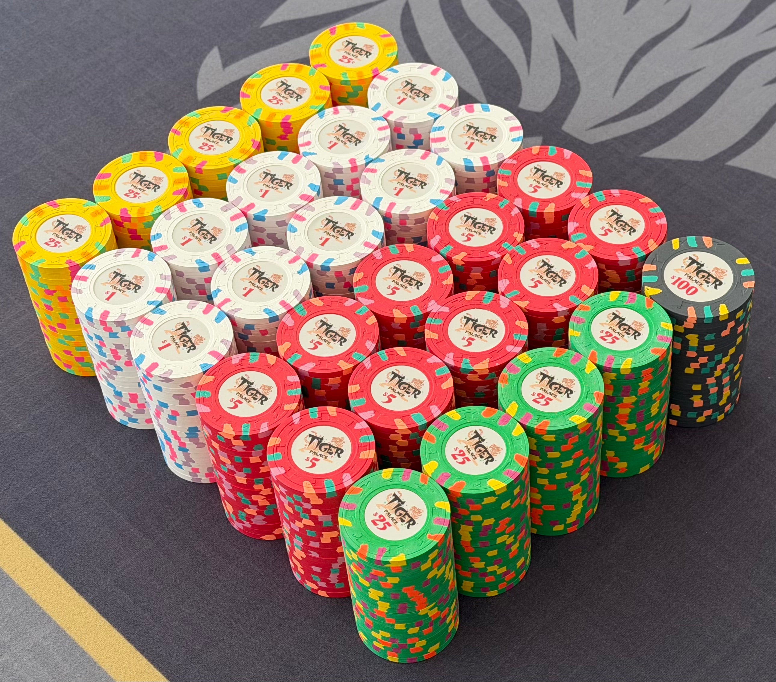 Tiger Palace (Paulson) Cash Set: Custom 'Bear Claws' - $0.25/$0.50 'Vegas' Set - 600 chips