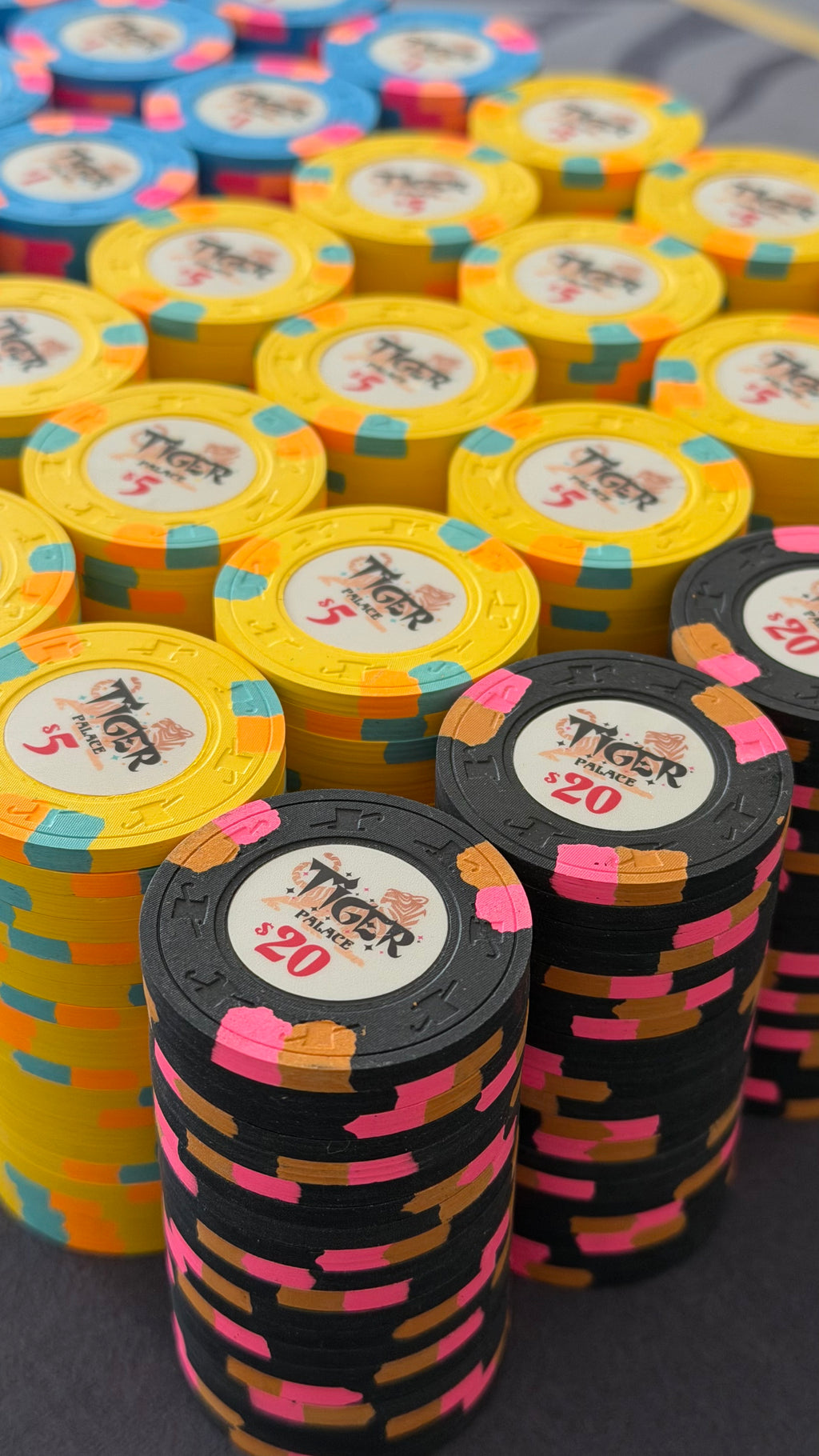 Tiger Palace (Paulson) relabeled $0.25/$0.50 Cash Set (cali colors, green fracs)- 900 Chips