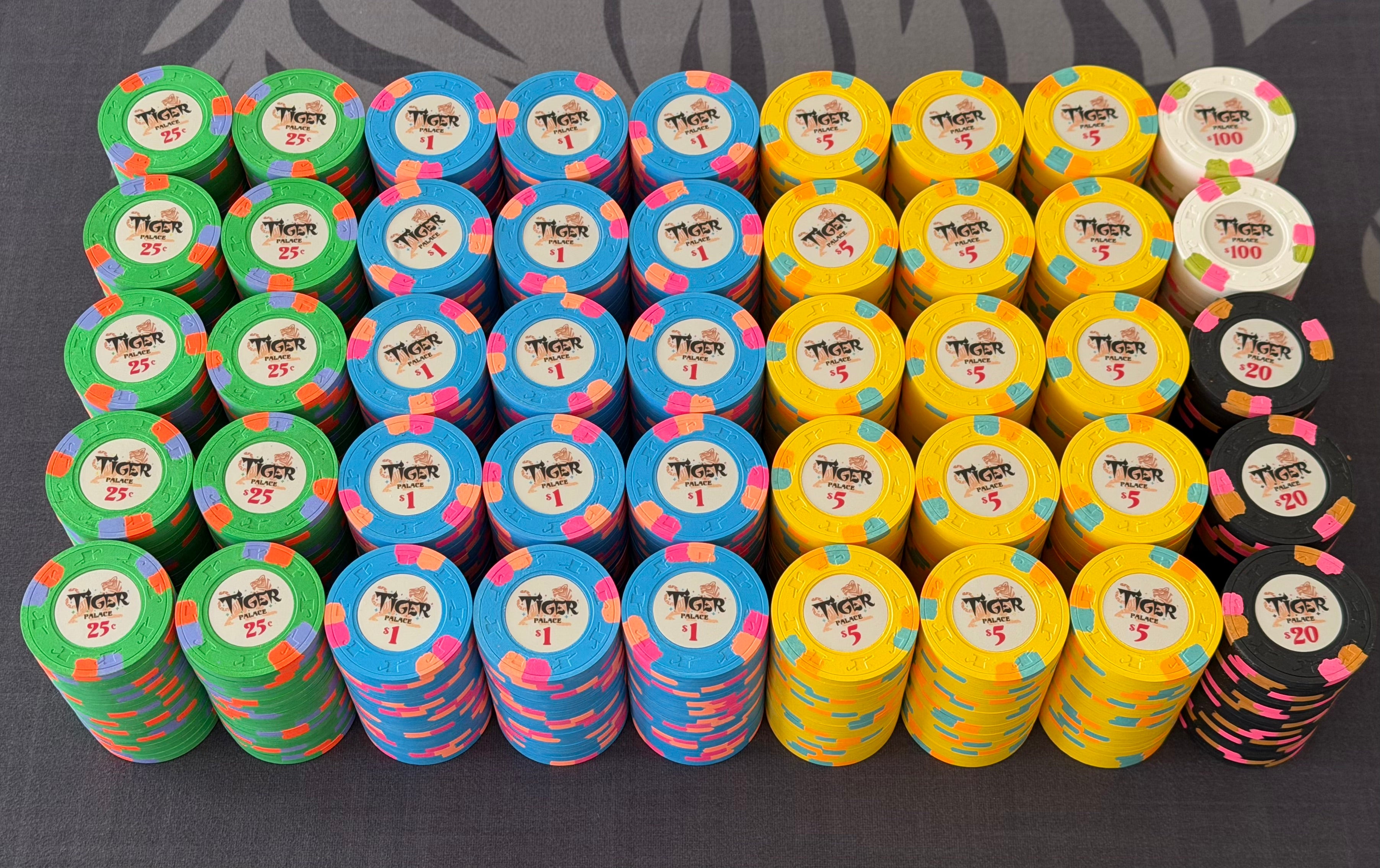 Tiger Palace (Paulson) relabeled $0.25/$0.50 Cash Set (cali colors, green fracs)- 900 Chips