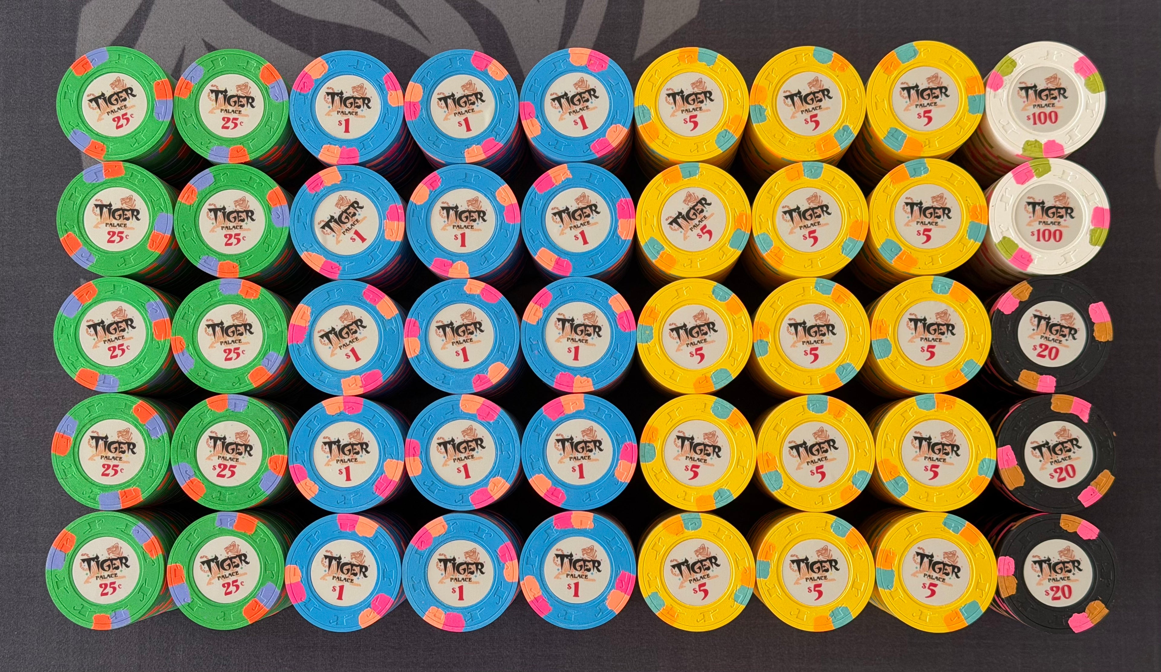 Tiger Palace (Paulson) relabeled $0.25/$0.50 Cash Set (cali colors, green fracs)- 900 Chips