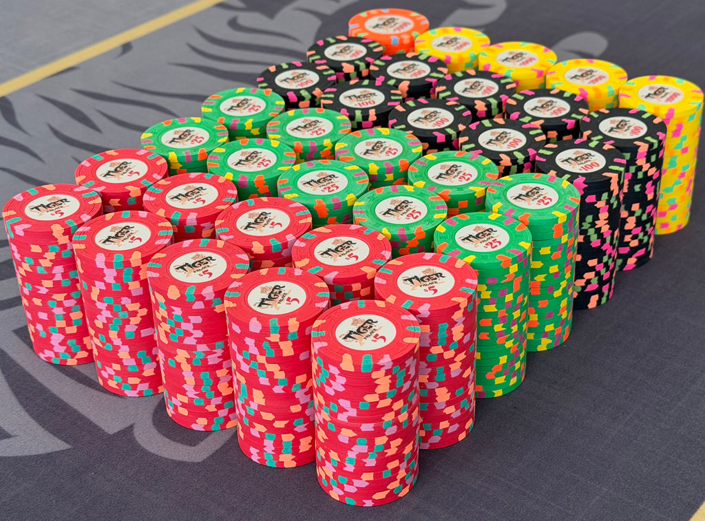 Tiger Palace (Paulson) Cash Set: Custom 'Bear Claws' - $5/$10 'Vegas' Set - 700 chips