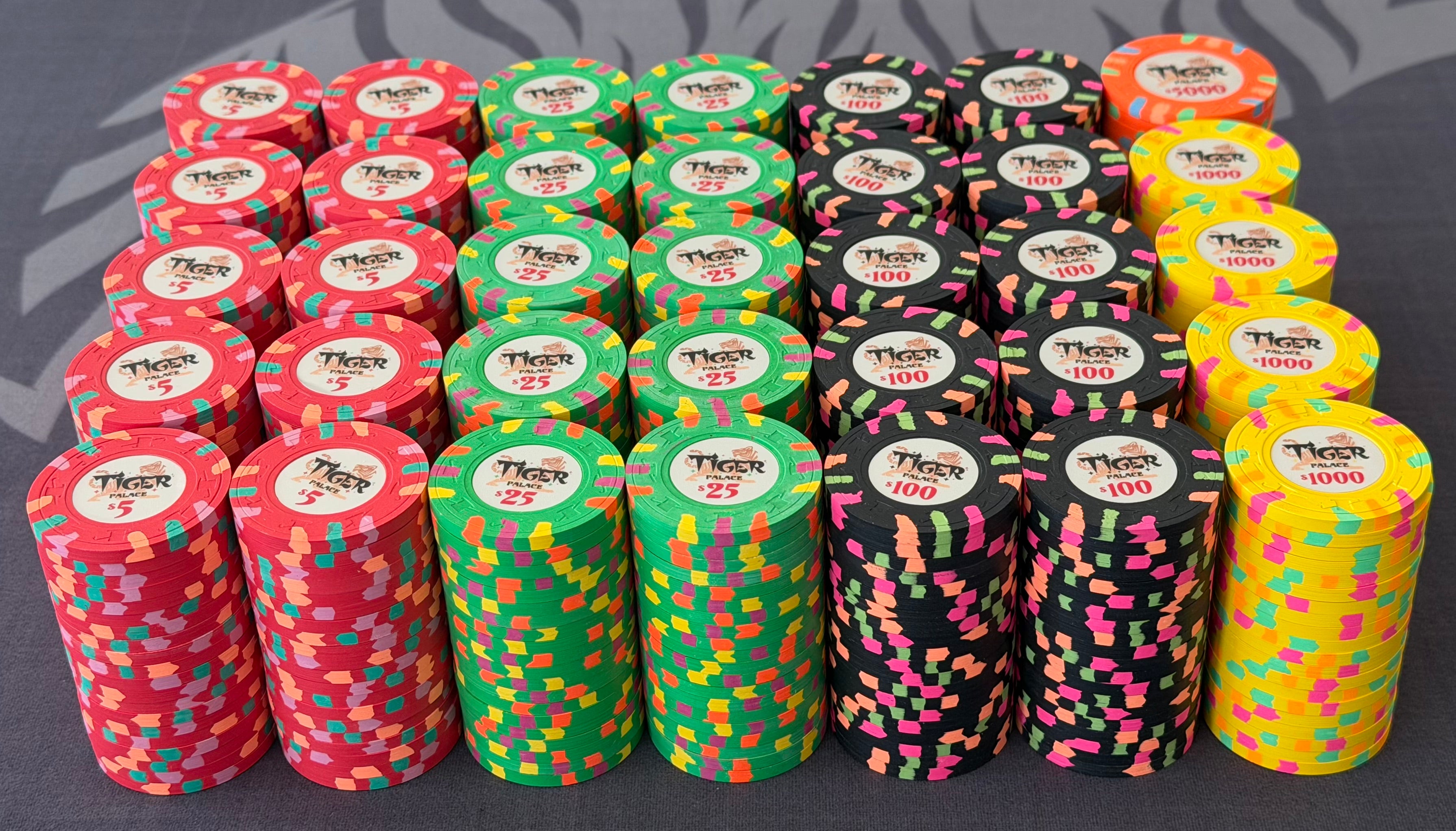 Tiger Palace (Paulson) Cash Set: Custom 'Bear Claws' - $5/$10 'Vegas' Set - 700 chips