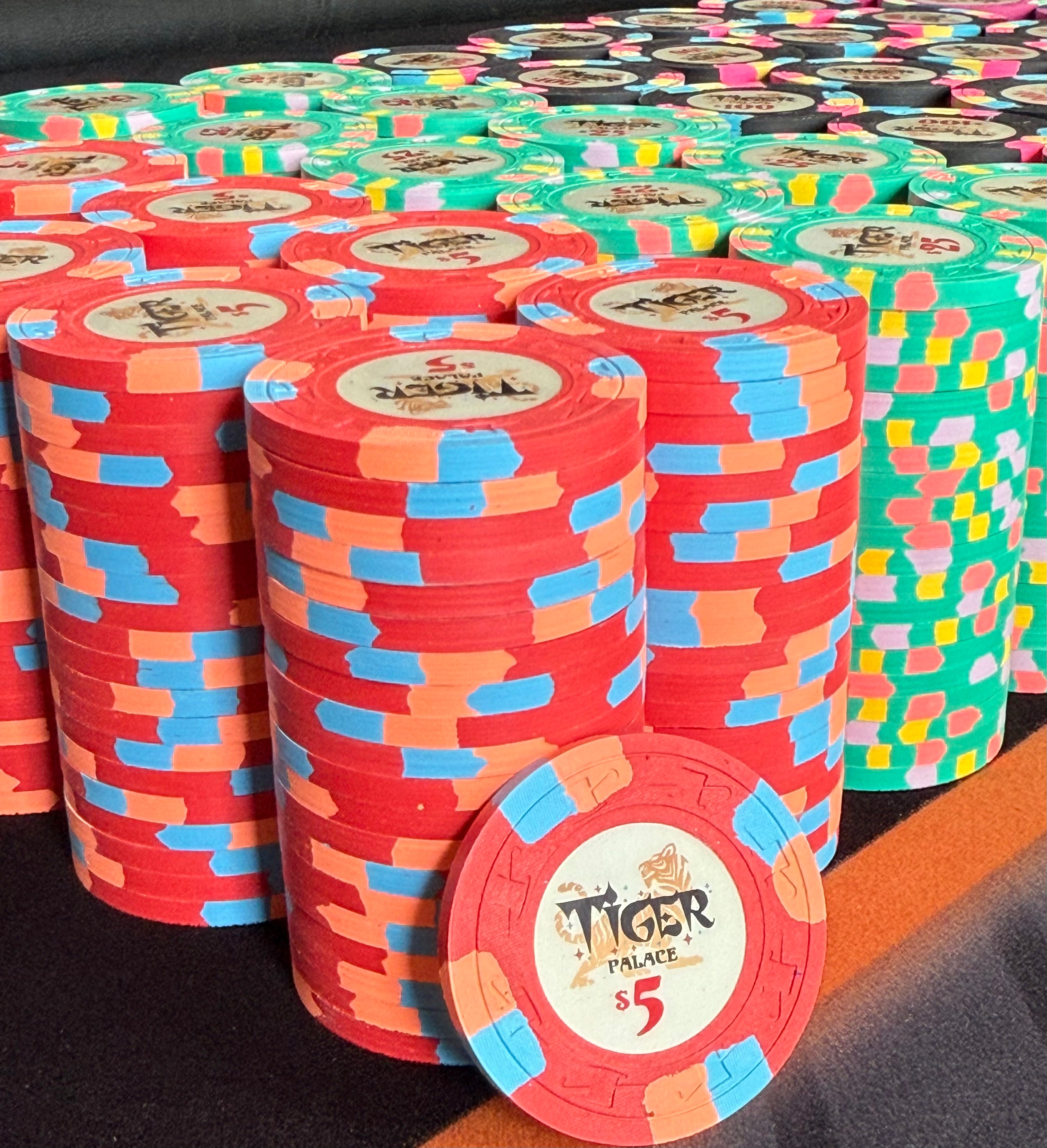 Tiger Palace (Paulson) Cash Set: VIP1 $5/$10 to $50/$100+ 'Vegas' set - 1200 chips