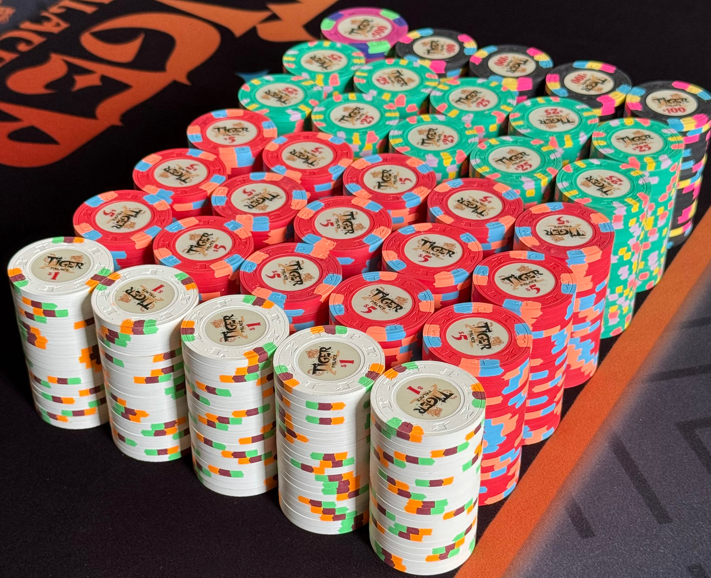 Tiger Palace (Paulson) Cash Set: VIP1 $2/$5 'Vegas' set - 700 chips