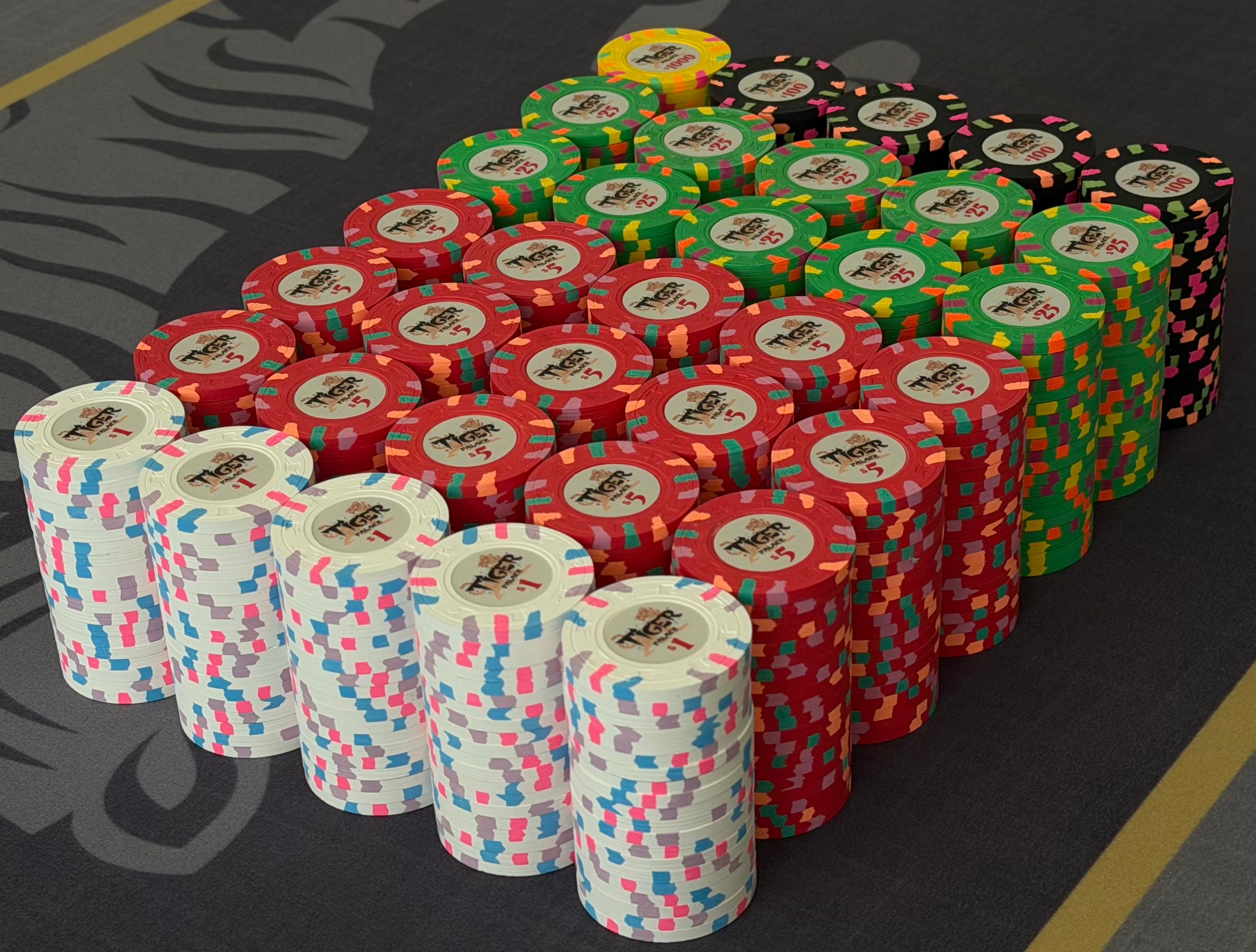 Tiger Palace (Paulson) Cash Set: Custom 'Bear Claws' - $2/$5 'Vegas' Set - 700 chips