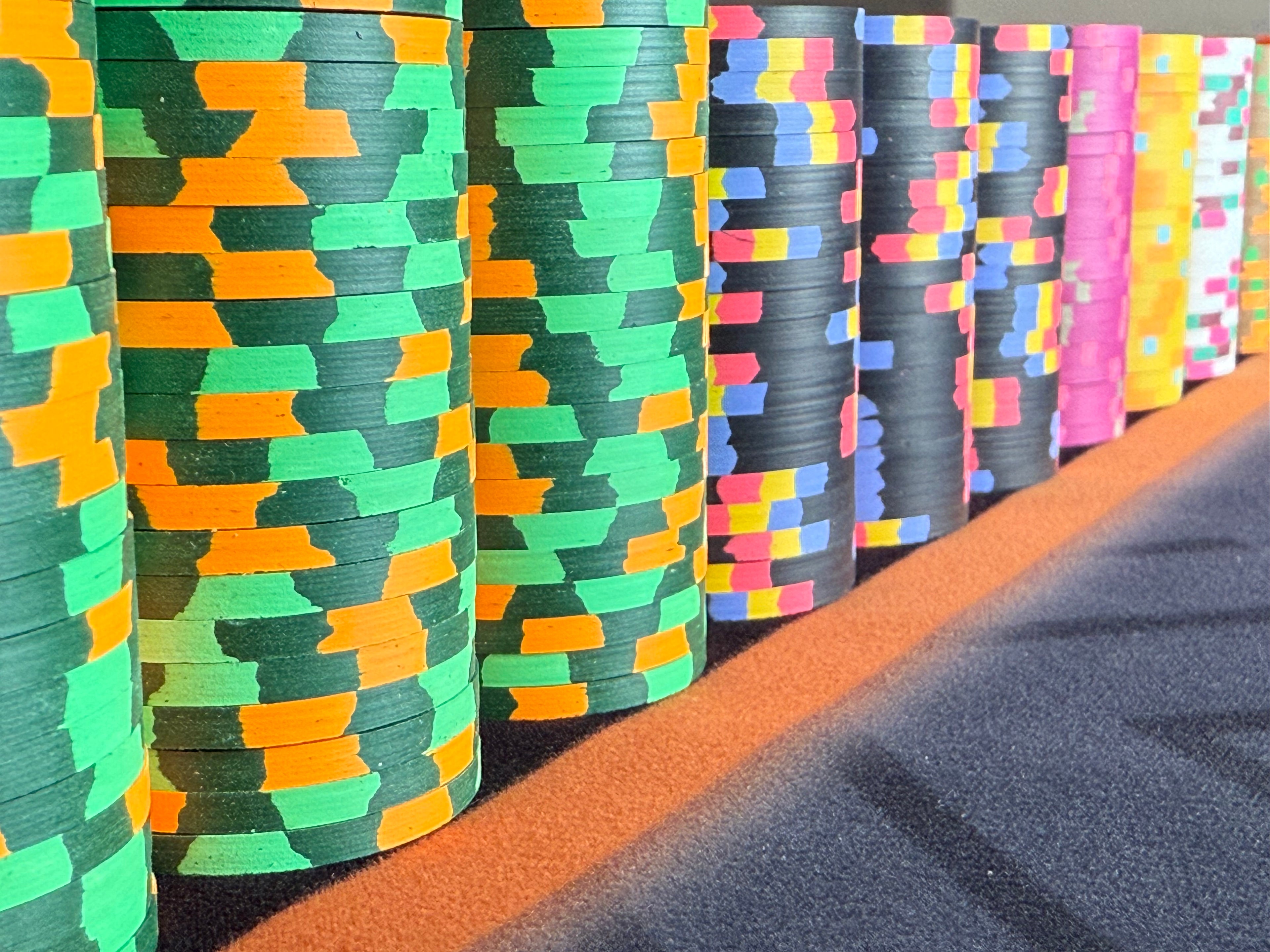 Tiger Palace (Paulson) Cash Set: VIP2 $25/$50 to $50/$100+ 'Vegas' set - 1000 chips