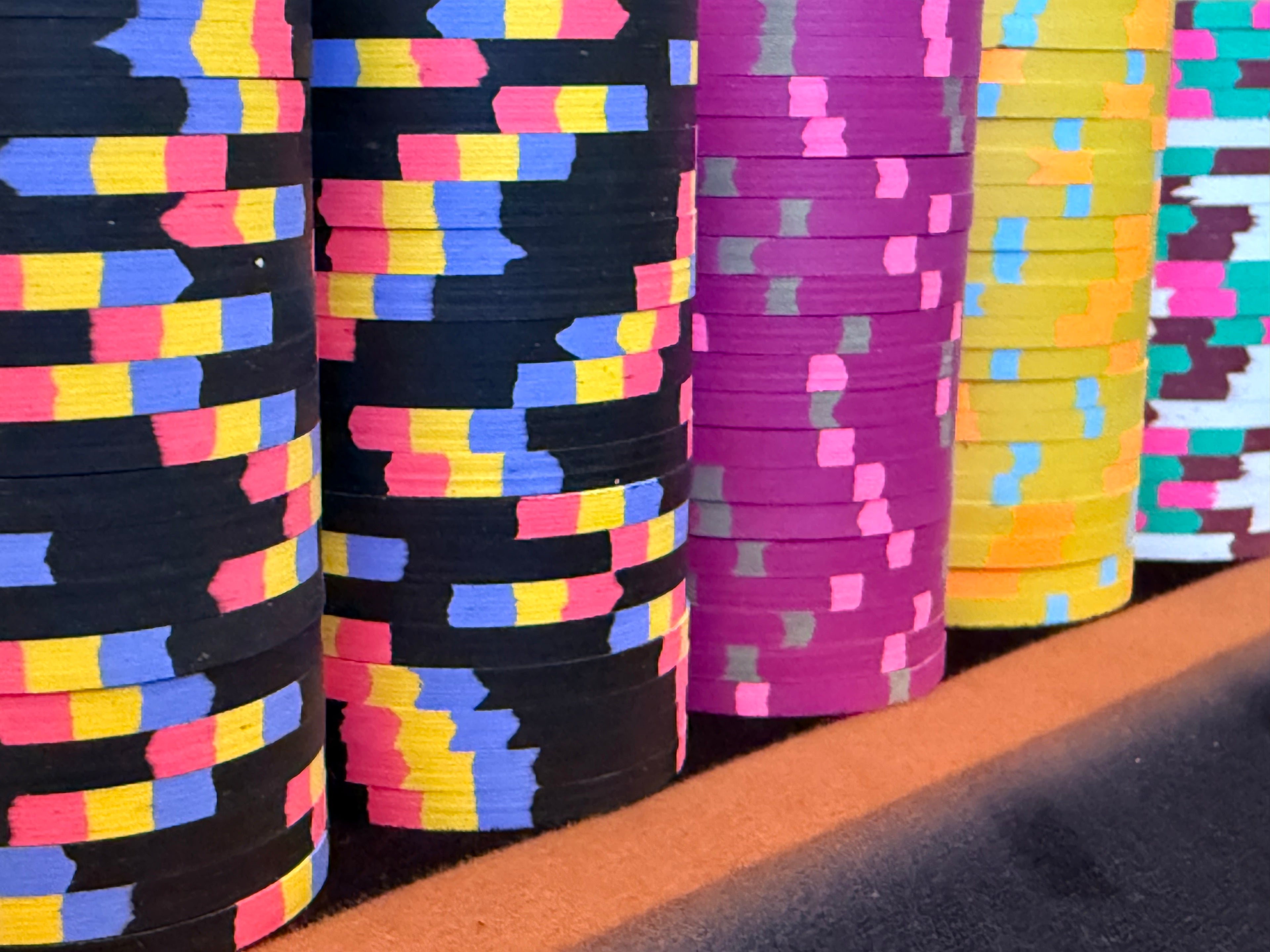 Tiger Palace (Paulson) Tournament Set: T-100 Based, VIP2, 500 chips